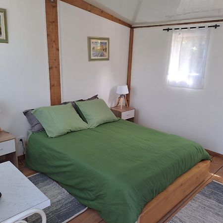 Chambre Basilic 2P, 2 Nuits Max, Dans Petit Chalet 6Km Du Festival De Piano De La Roque D'Antheron Rognes Екстериор снимка